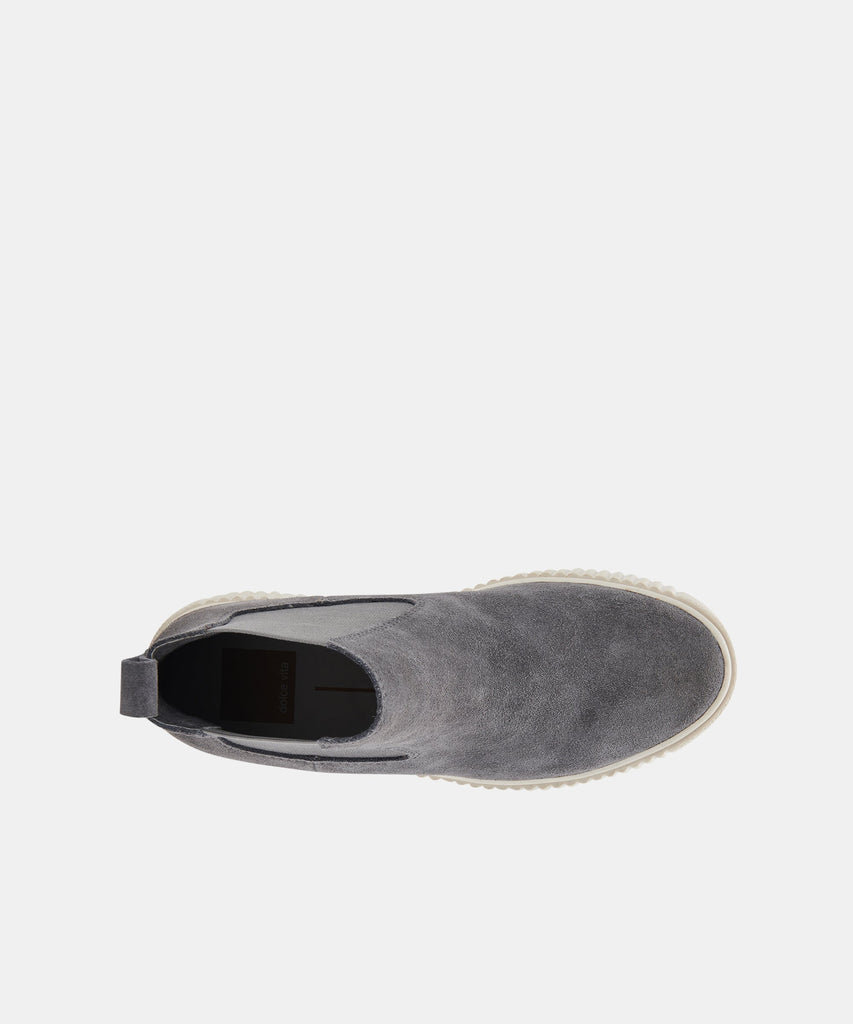 COLA SNEAKERS IN GREY SUEDE H20 -   Dolce Vita - image 6