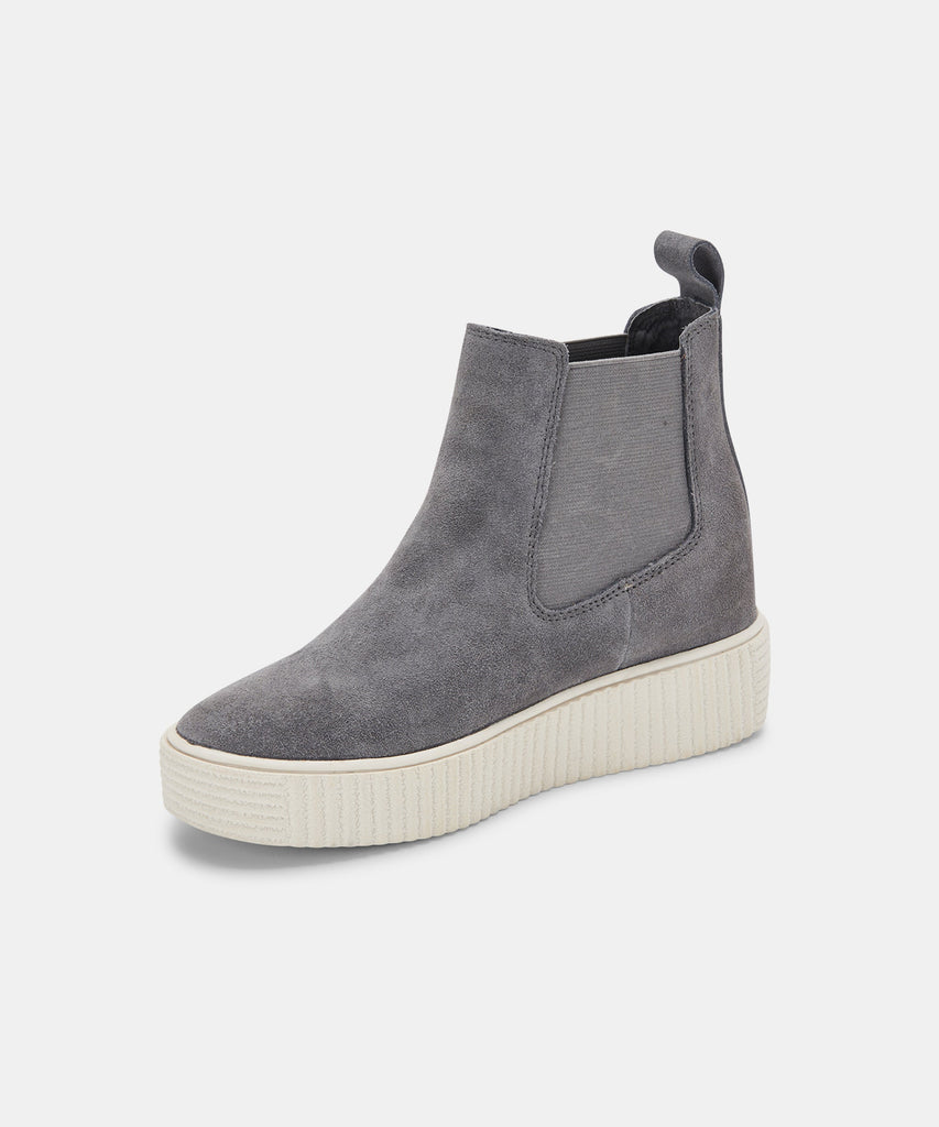 COLA SNEAKERS IN GREY SUEDE H20 -   Dolce Vita - image 8